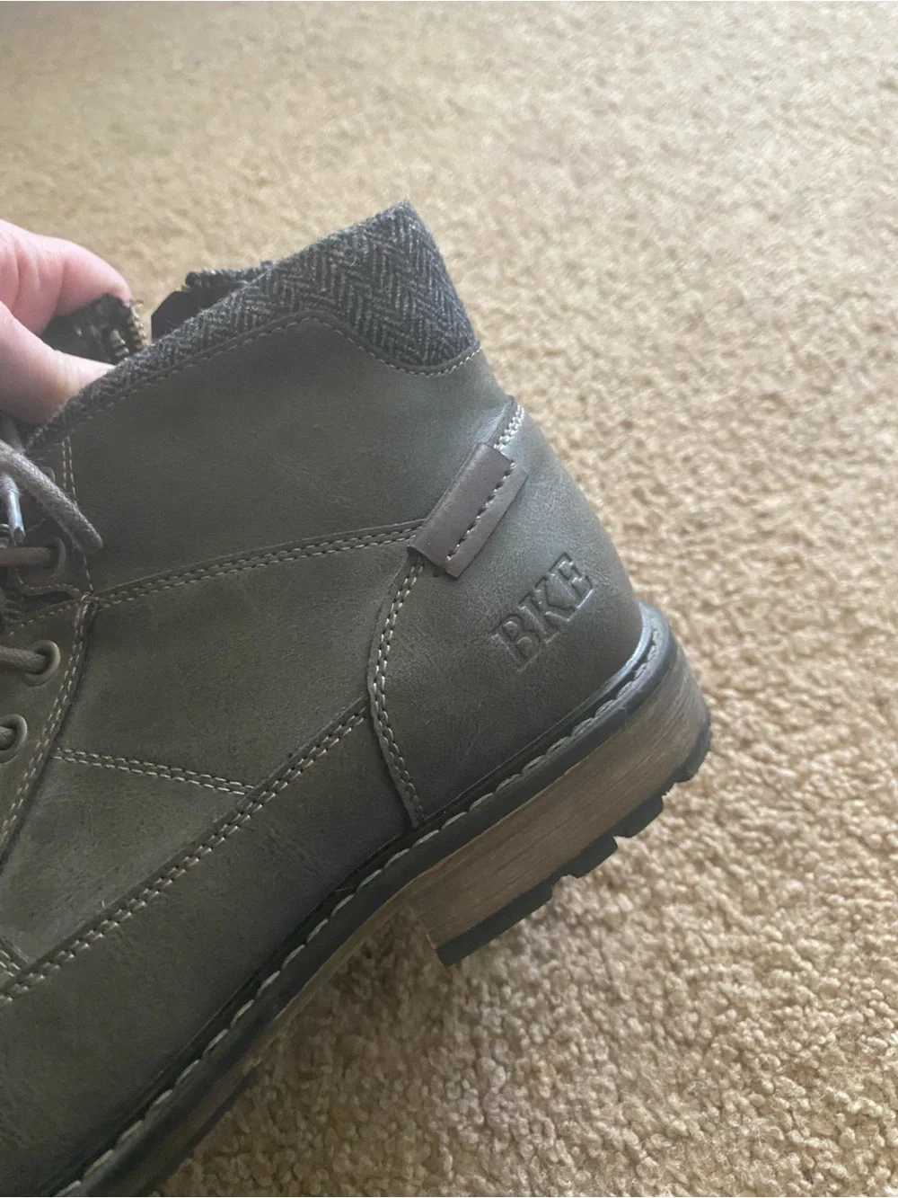 BKE Palmer Men's Size 10 Grey Faux Leather Chukka Ankle Boots Side Zip NWOB